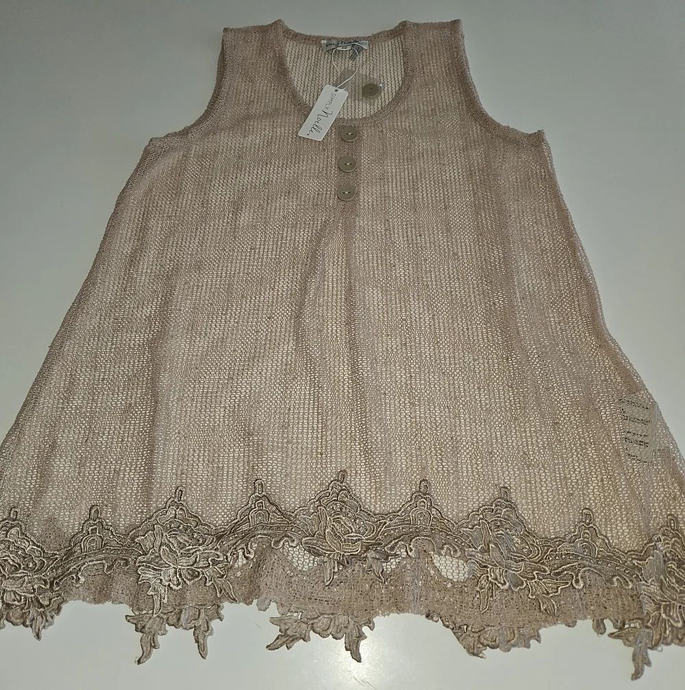 Simply Noelle Beige Sequin Lace-Hem Knit Cover Tank Top
